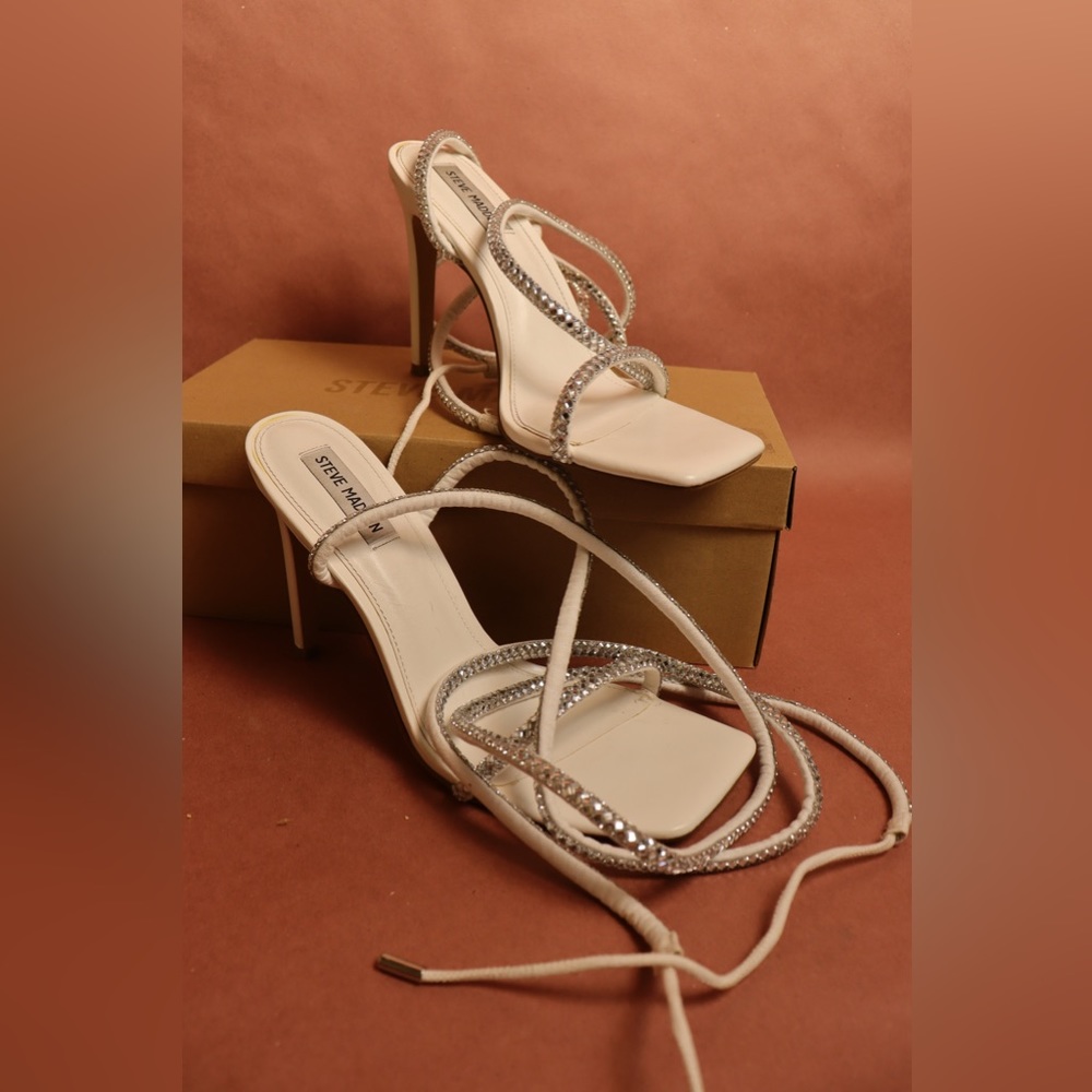 Steve Madden With Box Uplift Wrap Up Heel - image 5